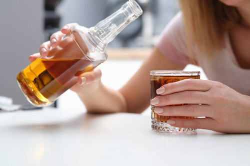 Antykoncepcja a alkohol - jakie mogą być skutki?